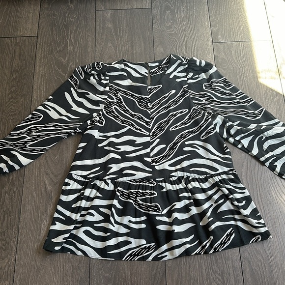 NWT Woman’s Whistles blouse size US6 - Picture 3 of 9